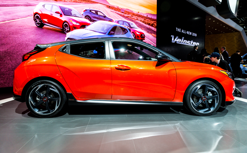 Illustration for article titled The 2019 Hyundai Veloster Keeps It Weird And Adds More Power